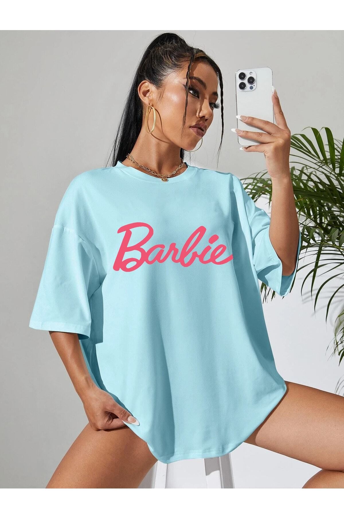 Tarzsokak Kadın Beyaz Oversize Barbie Baskılı Tişört