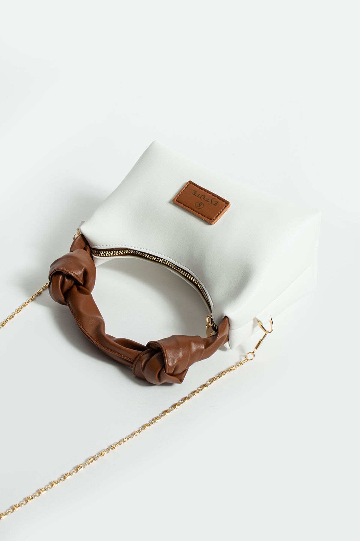 ESTUTE Kadın Soft Deri Düğüm Detaylı Kulplu Zincir Askılı Mini El Omuz Baget Çanta