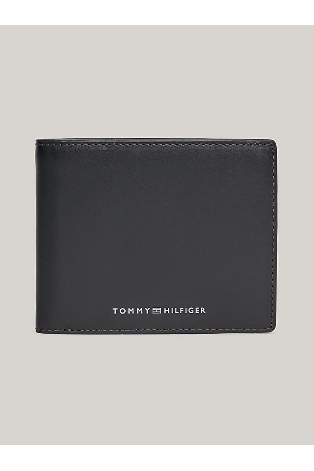 Tommy Hilfiger Leather Coin And Credit Card Wallet
