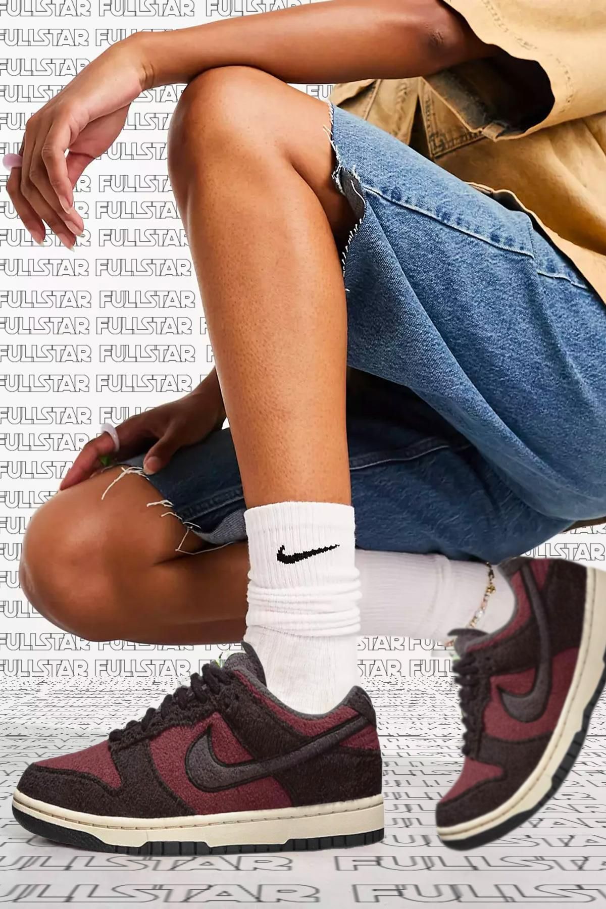 Nike Dunk Low Covered in Fleece Burgundy Unisex Sneaker Bordo