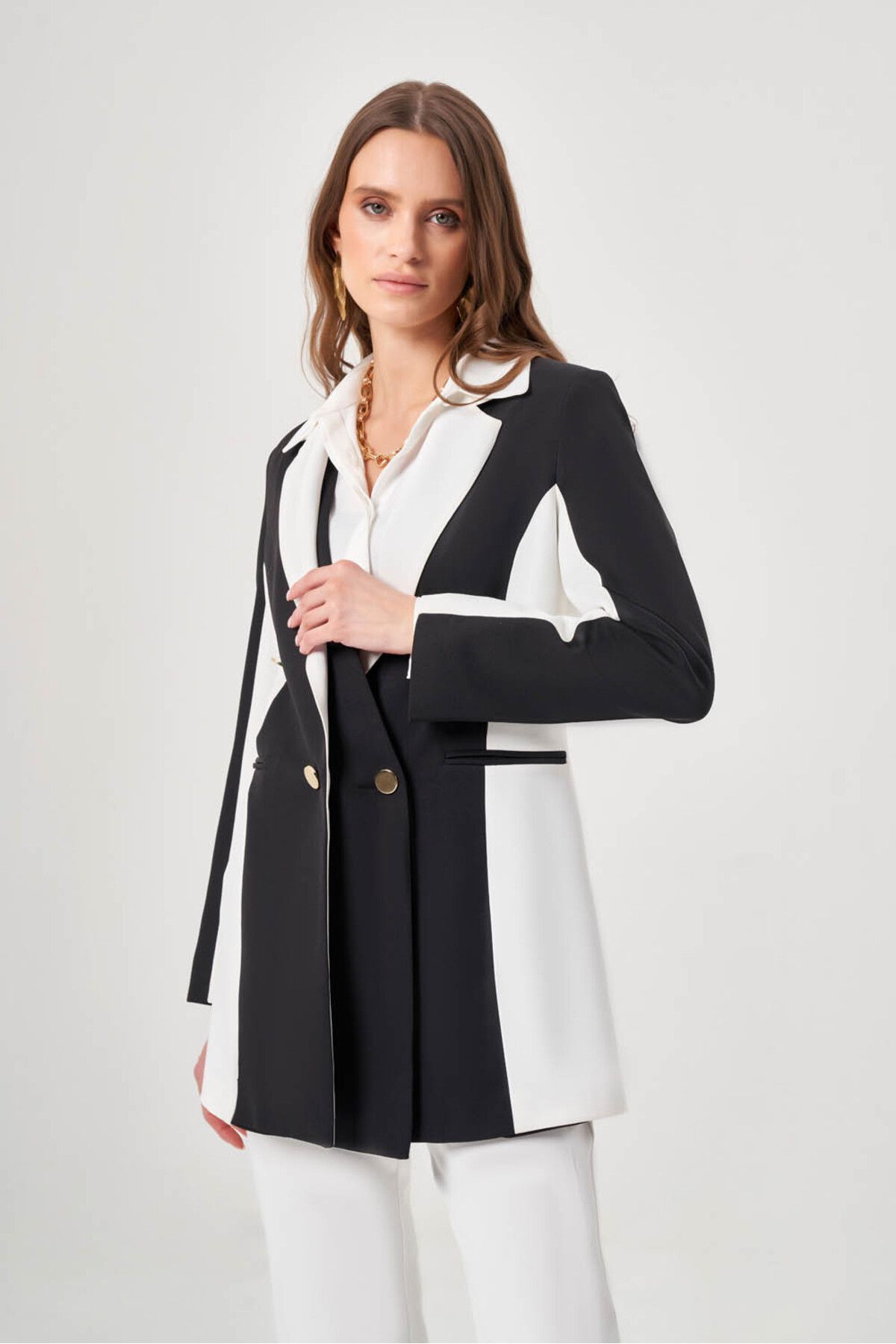 Mizalle Renk Bloklu Siyah/beyaz Blazer Ceket