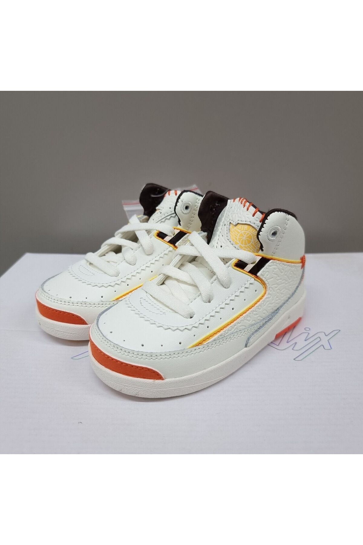 Nike Jordan 2 Retro SP TD Trainers White/Orange DO5274 180