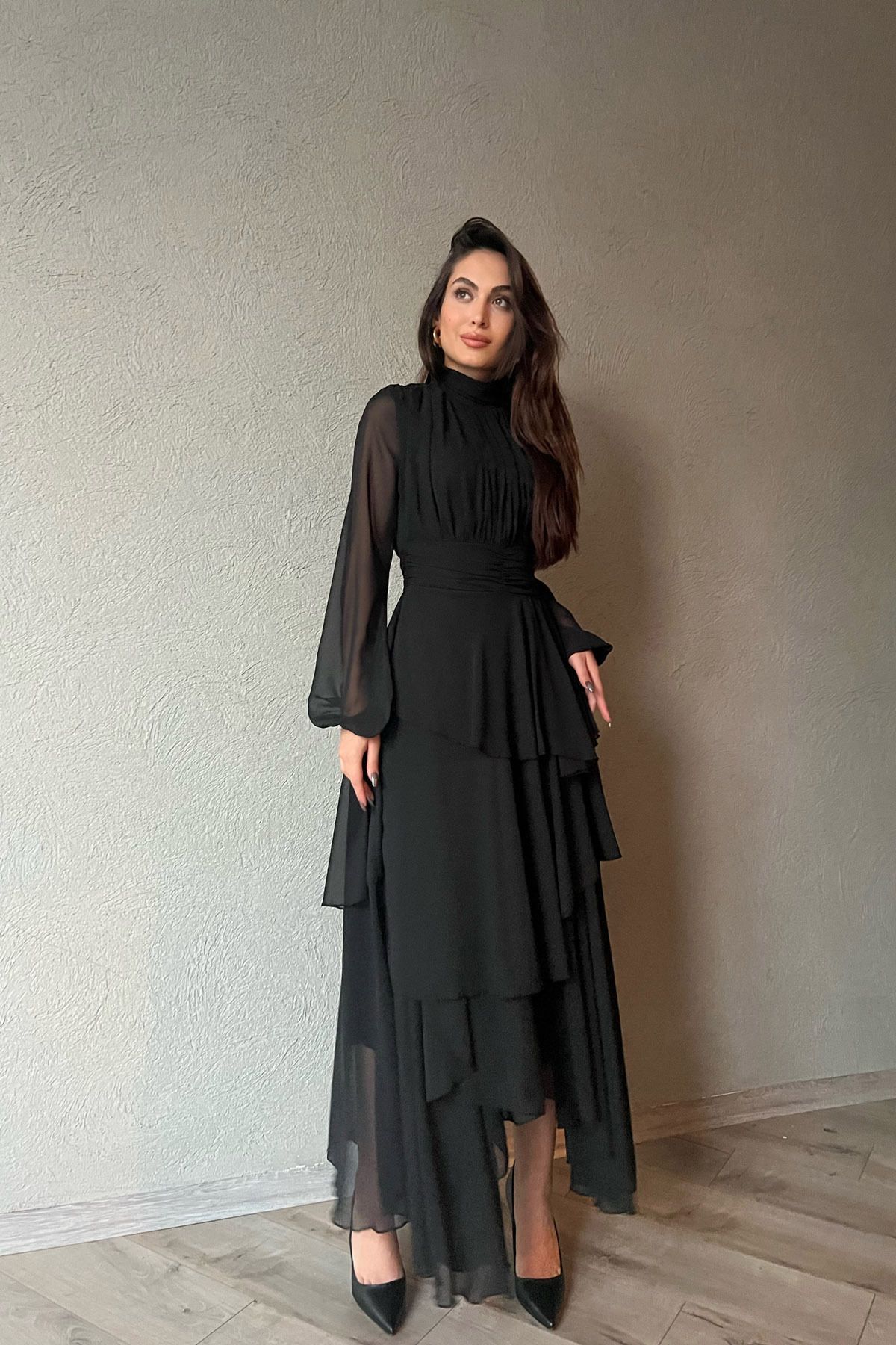 Seda Yalçın Atelier Siyah Boğazlı Drape Detaylı Elbise