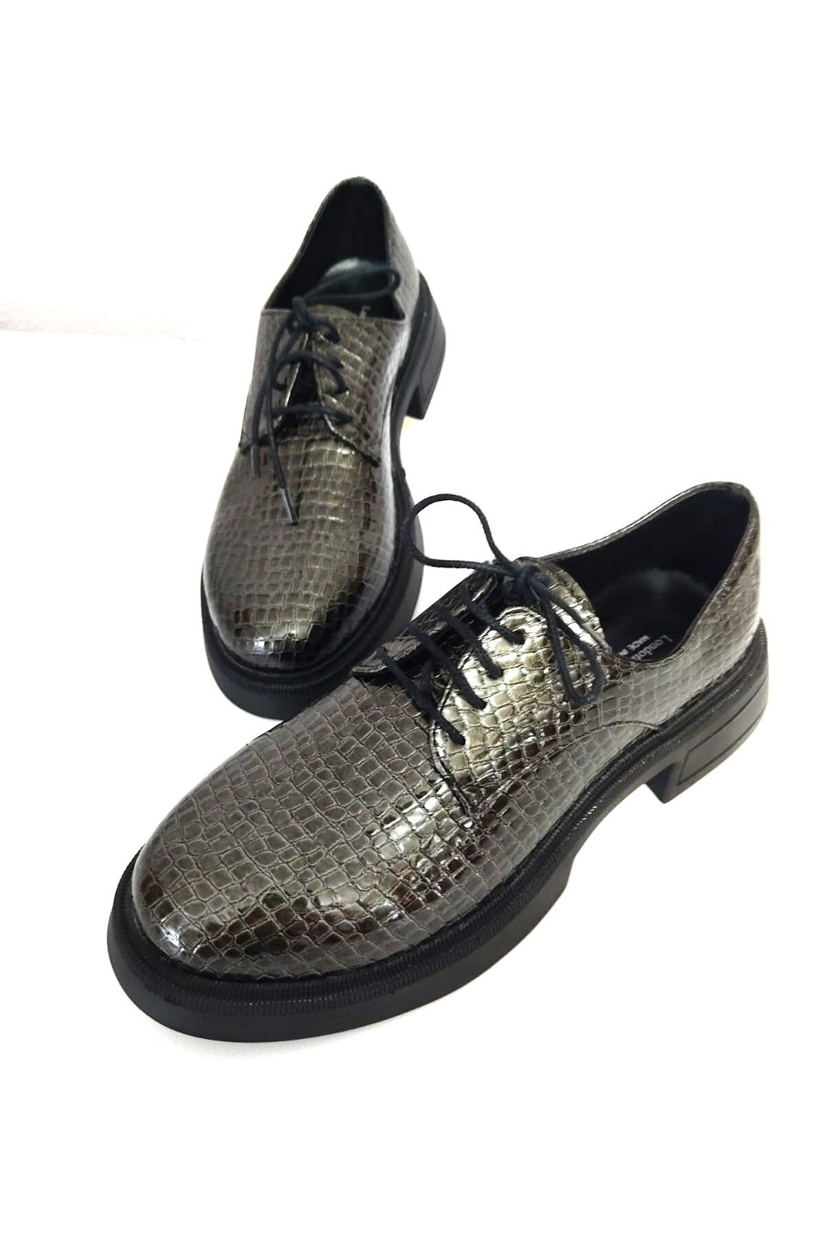 L&L Günlük Platin Krokodil Desen Bağcıklı Oxford Kadın Ayakkabı
