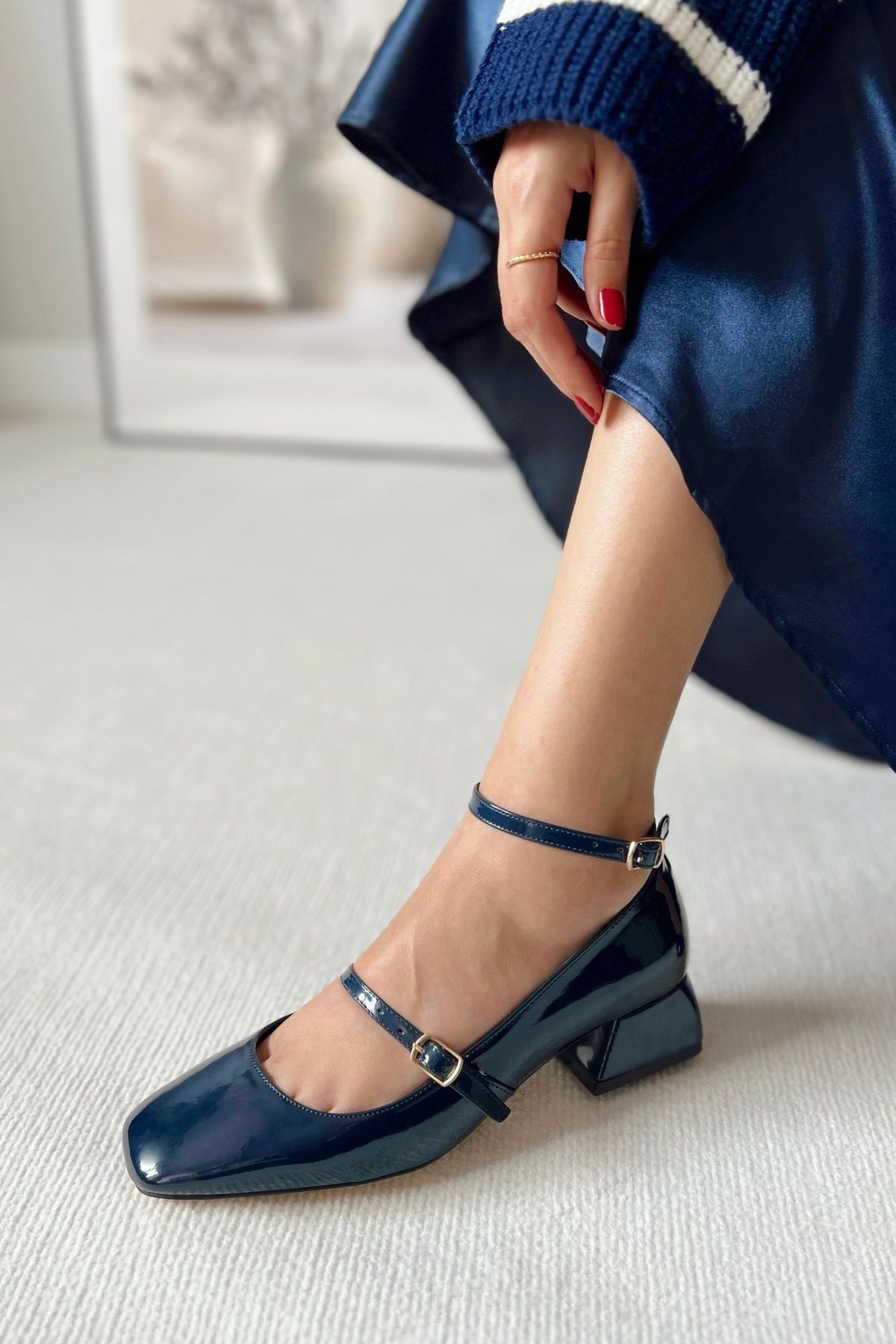 POLKA STORE Mary Jane Lacivert Mavi Rugan Arkası Kapalı Kare Burunlu Baretli Kısa Blok Topuklu Kadın Ayakkabı