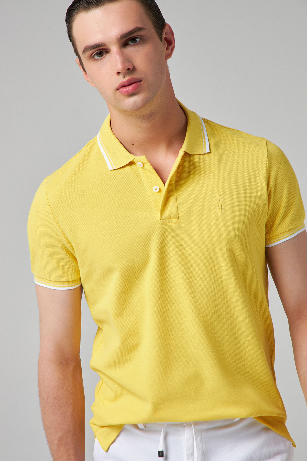 TWN Slim Fit Sarı Düz Örgü Pamuklu Logo Baskılı T-shirt
