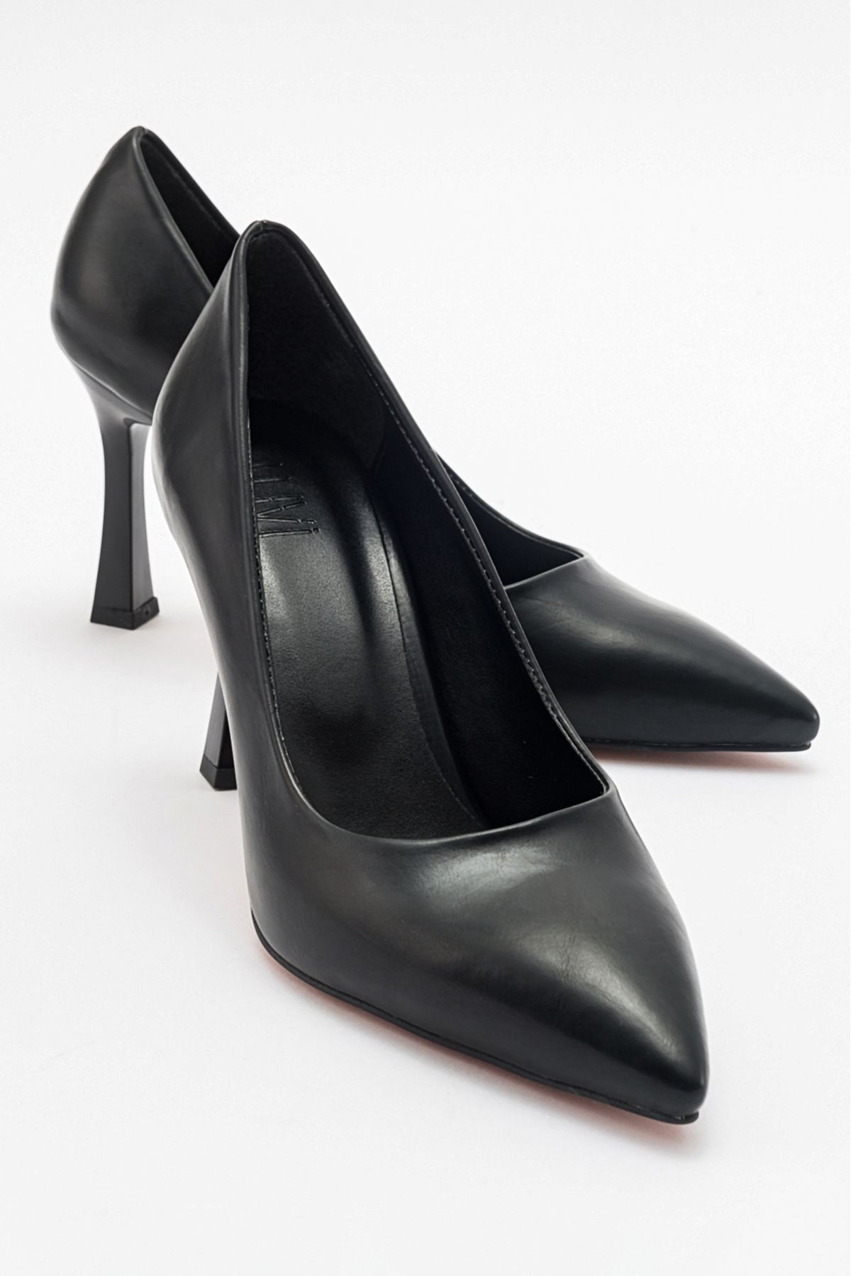 luvishoes FOREST Siyah Cilt Kadın Topuklu Ayakkabı