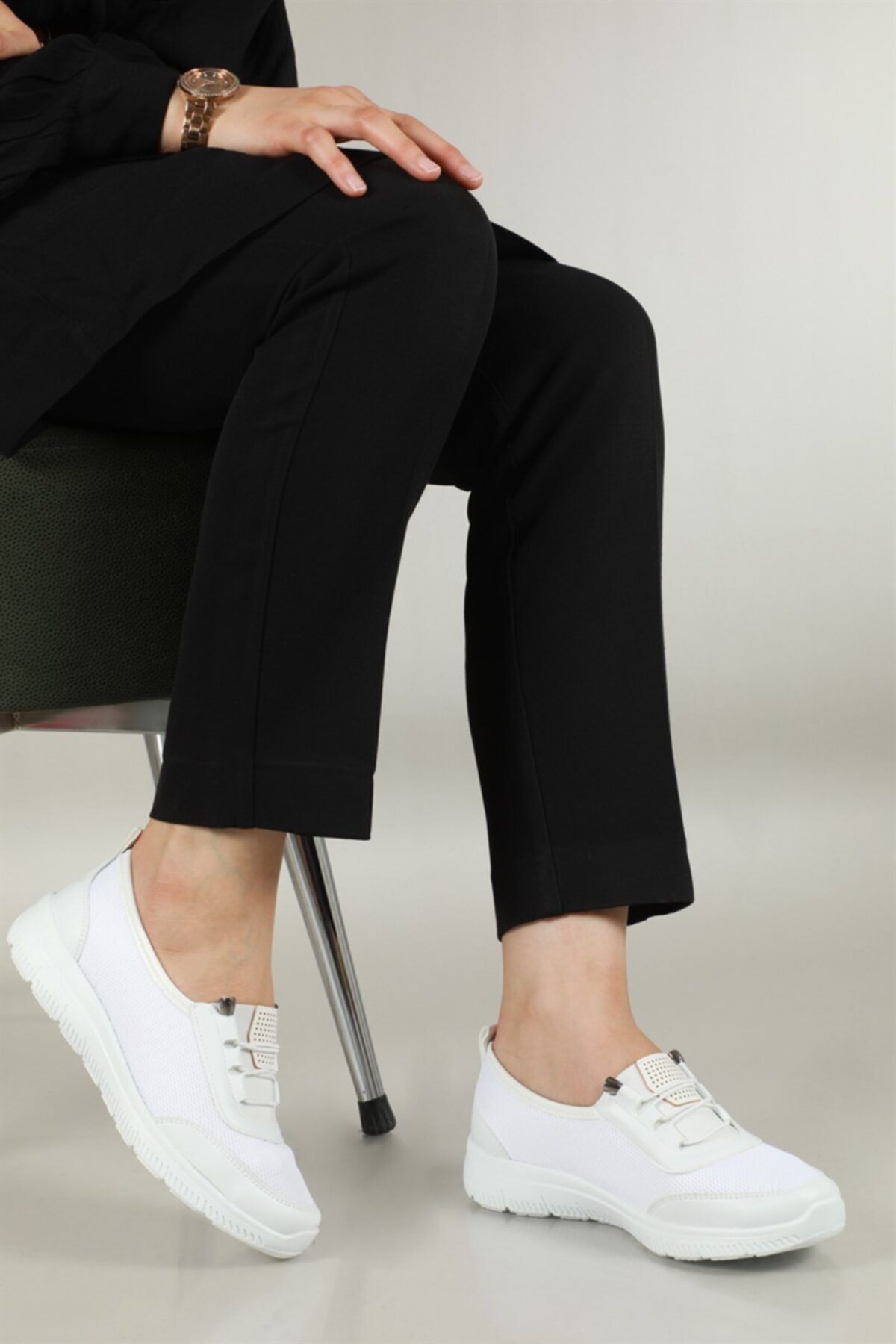 CARLA BELLA Nefes Alır Ortopedik Beyaz Kadın Ayakkabı W-800