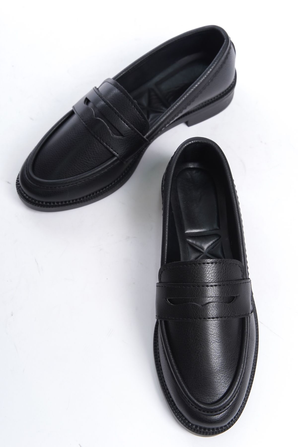 Entella Store Kadın Loafer Makosen Sade Siyah Günlük Ayakkabı