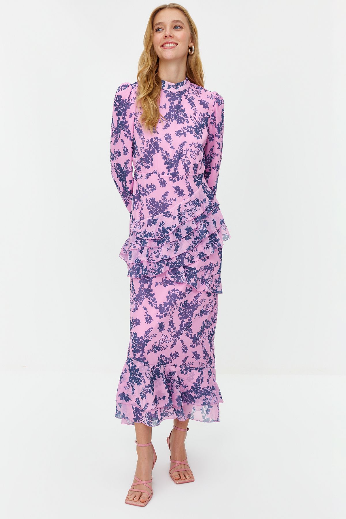 TRENDYOL MODEST Lila Çiçekli Eteği Fırfırlı Astarlı Dokuma Şifon Elbise TCTSS23EB00160
