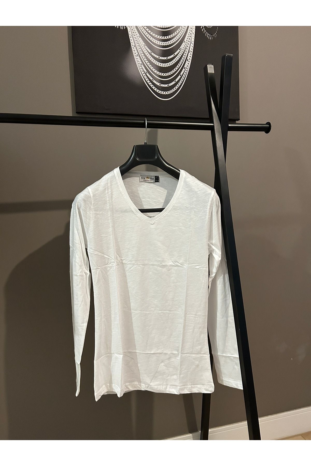 King Uzun Kollu Unisex V Yaka Oval Kesim Pamuklu Beyaz Renk Basic Tshirt