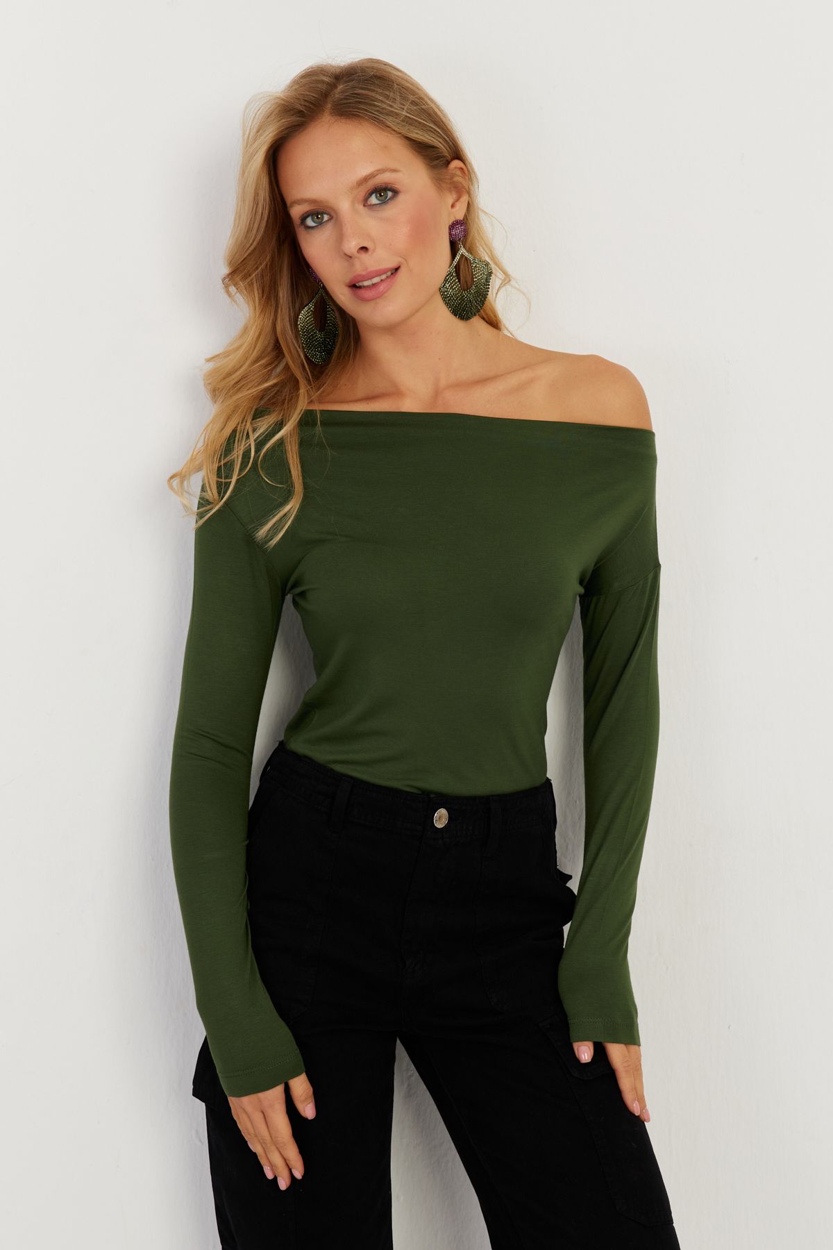 Cool & Sexy Kadın Yeşil Kayık Yaka Bluz LPP1254