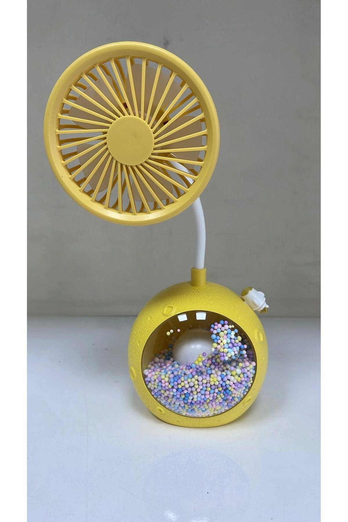 Siprona Özel Üretim Dekoratif Çocuk Genç Odası Usb Şarjlı Mini Gece Lambalı Masa Üstü Fan Vantilatör