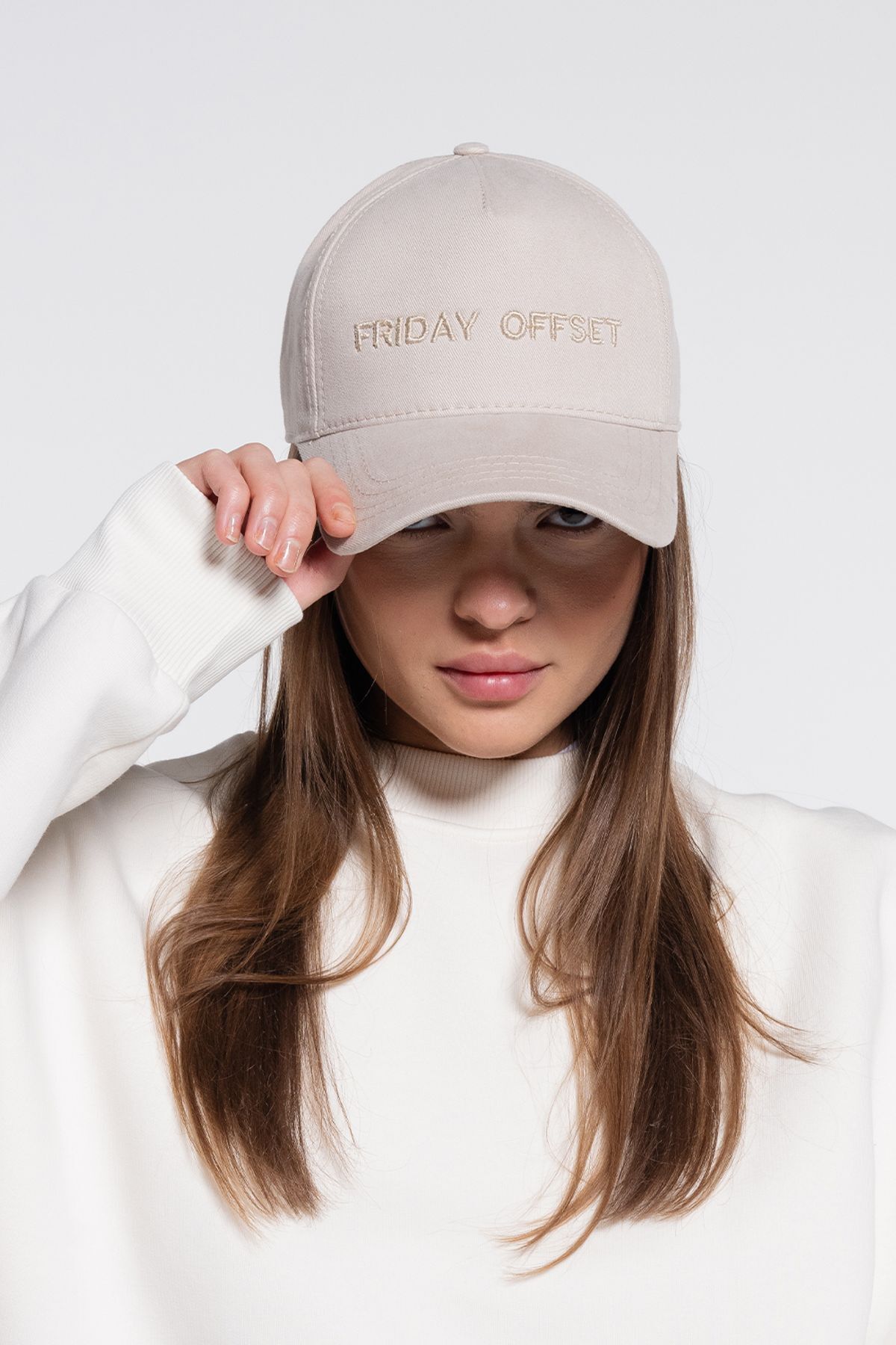 Friday Offset %100 Pamuk Unisex Bej Nakış Logolu Beyzbol Şapka - Klipsli Ayarlanabilir