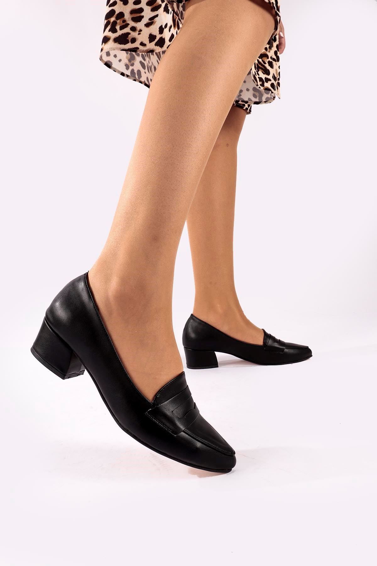 Hayalimdeki Ayakkabı Luna Topuklu Siyah Cilt Ayakkabı