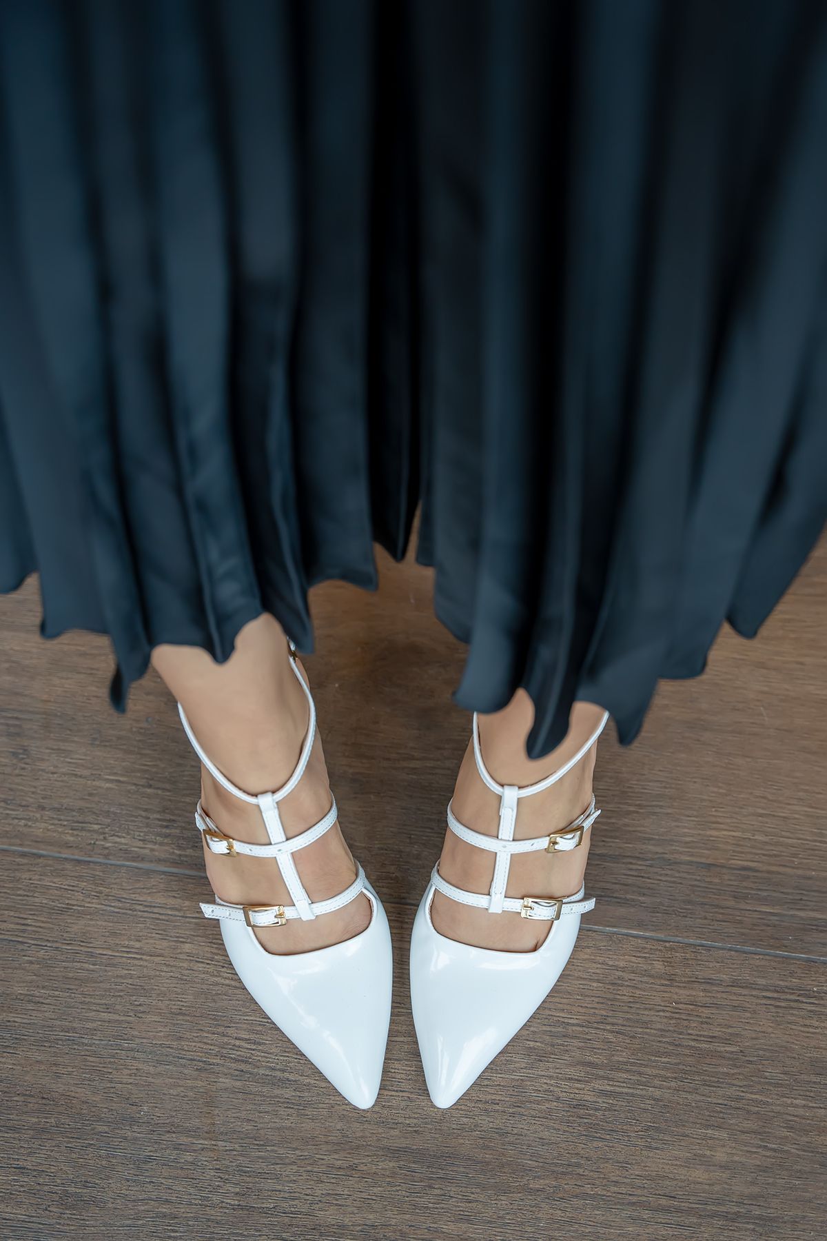 LAMİNTA Hiroki Beyaz Şerit Detaylı Kadın Topuklu Ayakkabı