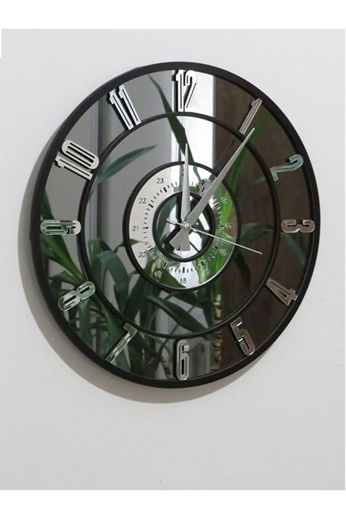 Genel Markalar Yuvarlak Duvar Saati,Masa Saati&Çoçuk Odası Mini Saat (25cm) 25 x 25 Modern Ahşap Gümüş