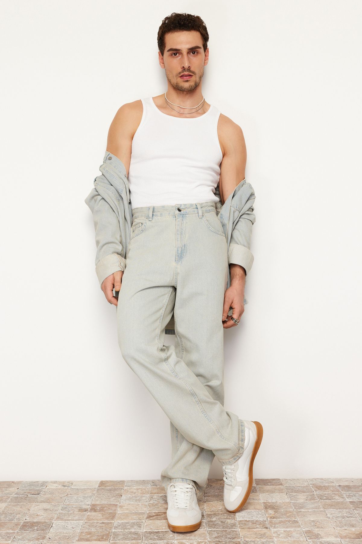TRENDYOL MAN Mavi Eskitme Baggy/ 90's Straight Fit Jeans Bol Kot Pantolon TMNSS24JE00001
