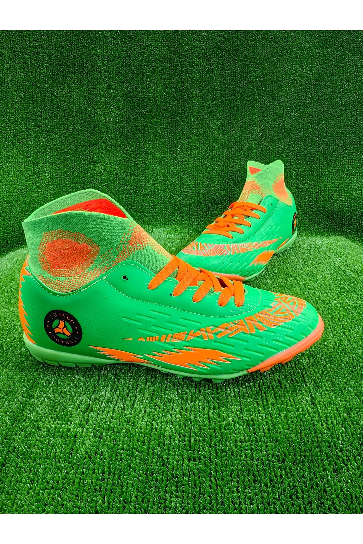 KunduraHane Canlı Renkli Çoraplı Halı Saha ve Futbol Ayakkabısı