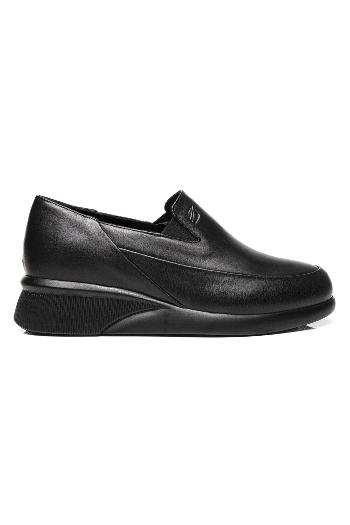 Greyder Kadın Siyah Hakiki Deri Comfort Ayakkabı 3k2ua33350