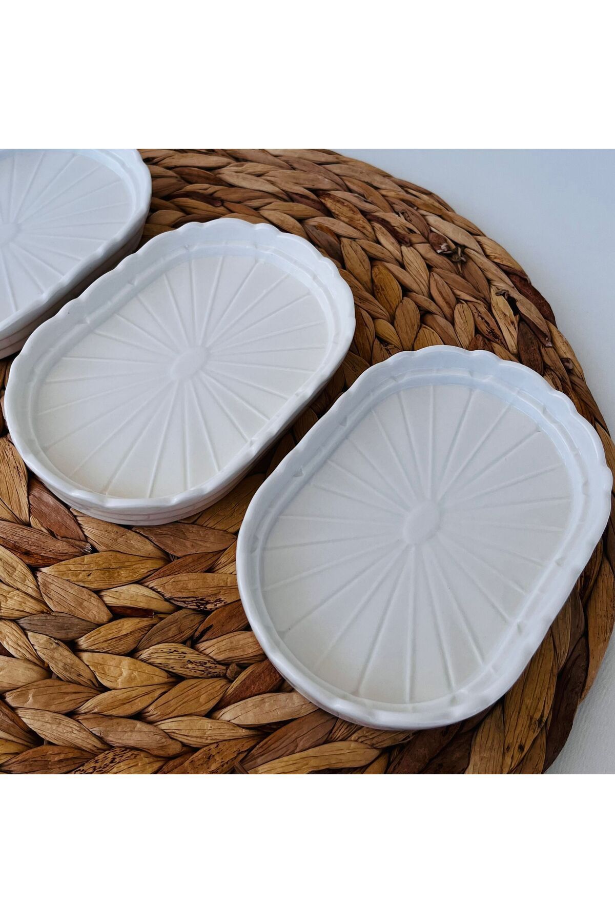 LILY HOME papatya model 3lü oval sunum tabağı-kahvaltılık