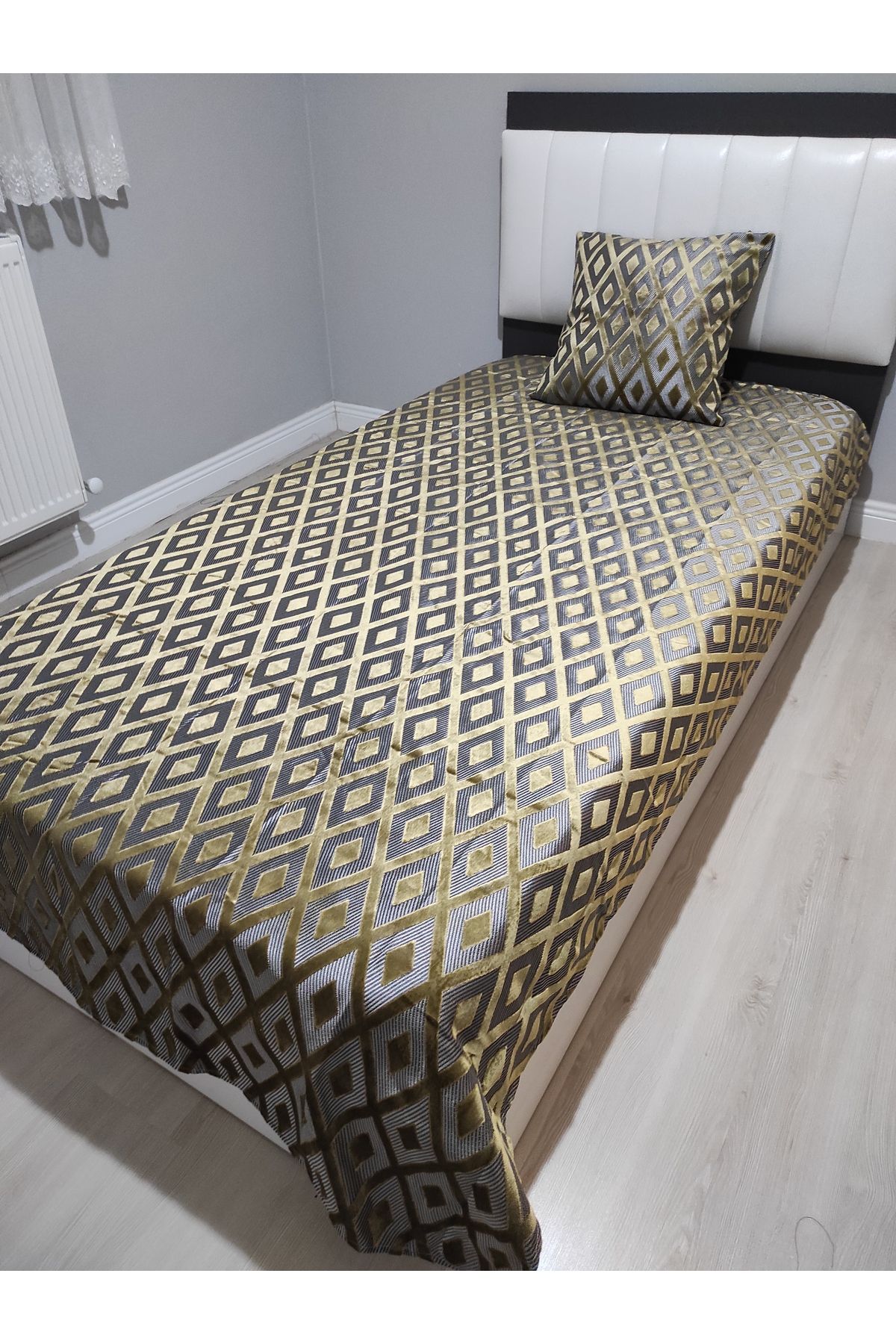 Evcimenhome Kalın Kadife Tek kişilik Yatak örtüsü seti 135cmX230cm renk: altın sarısı-gümüş gri