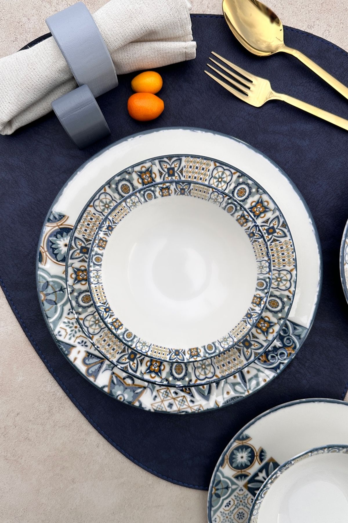 porselenden Leon 24 Parça 6 Kişilik Özel Tasarım Dokulu Mavi Desenli Premium Porselen Yemek Takımı
