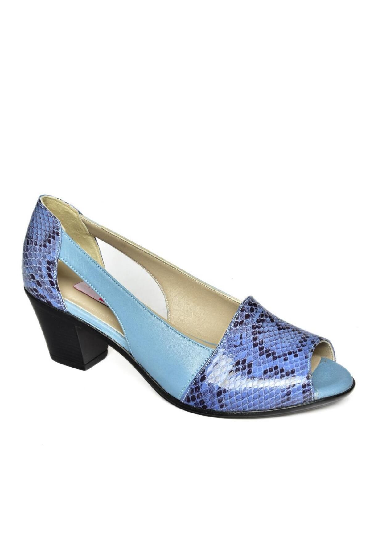 Fox Shoes S908026107 Mavi Hakiki Deri Kalın Topuklu Kadın Ayakkabı