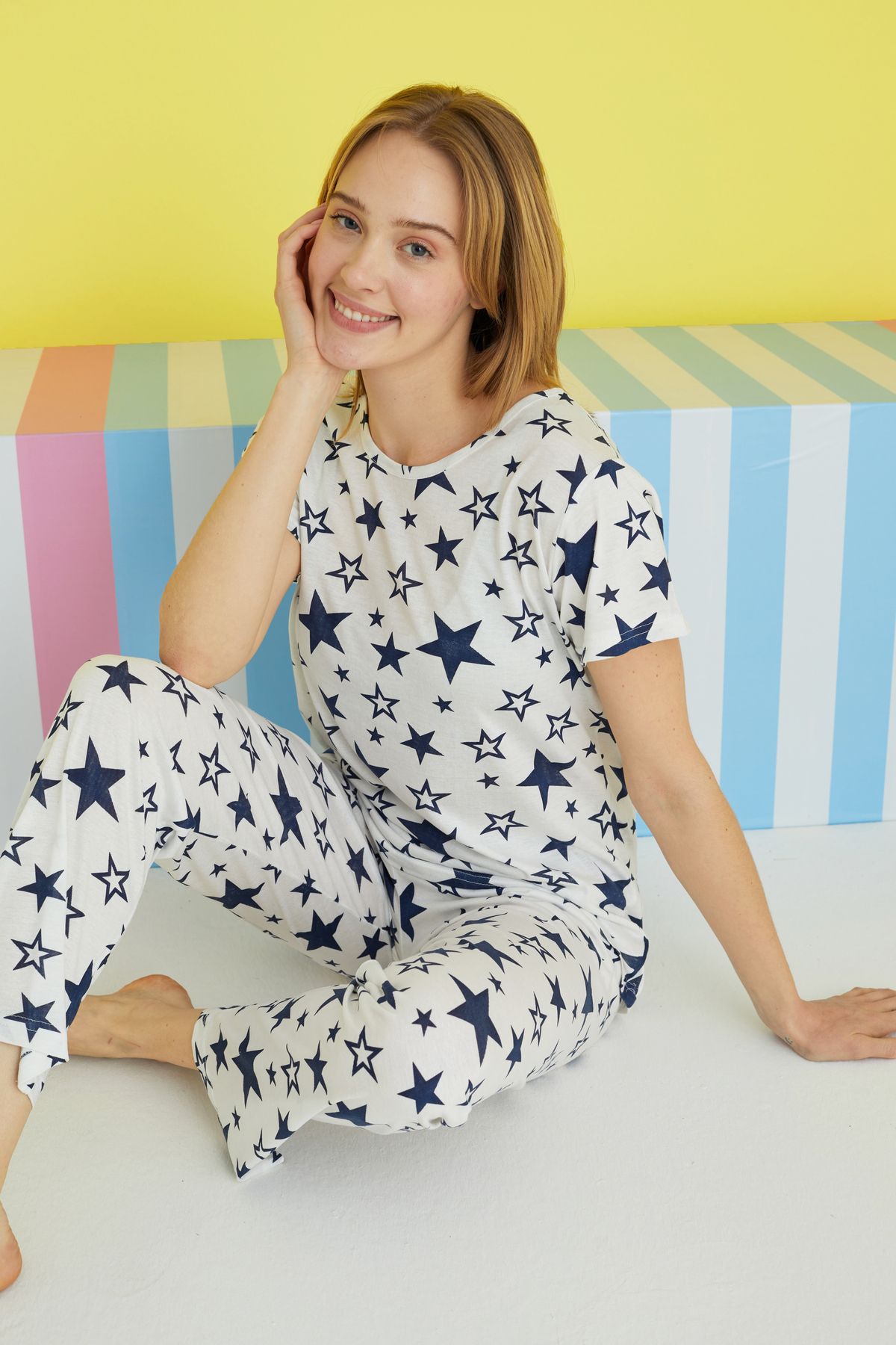 Siyah İnci beyaz lacivert yıldız desenli Örme Pijama Takımı