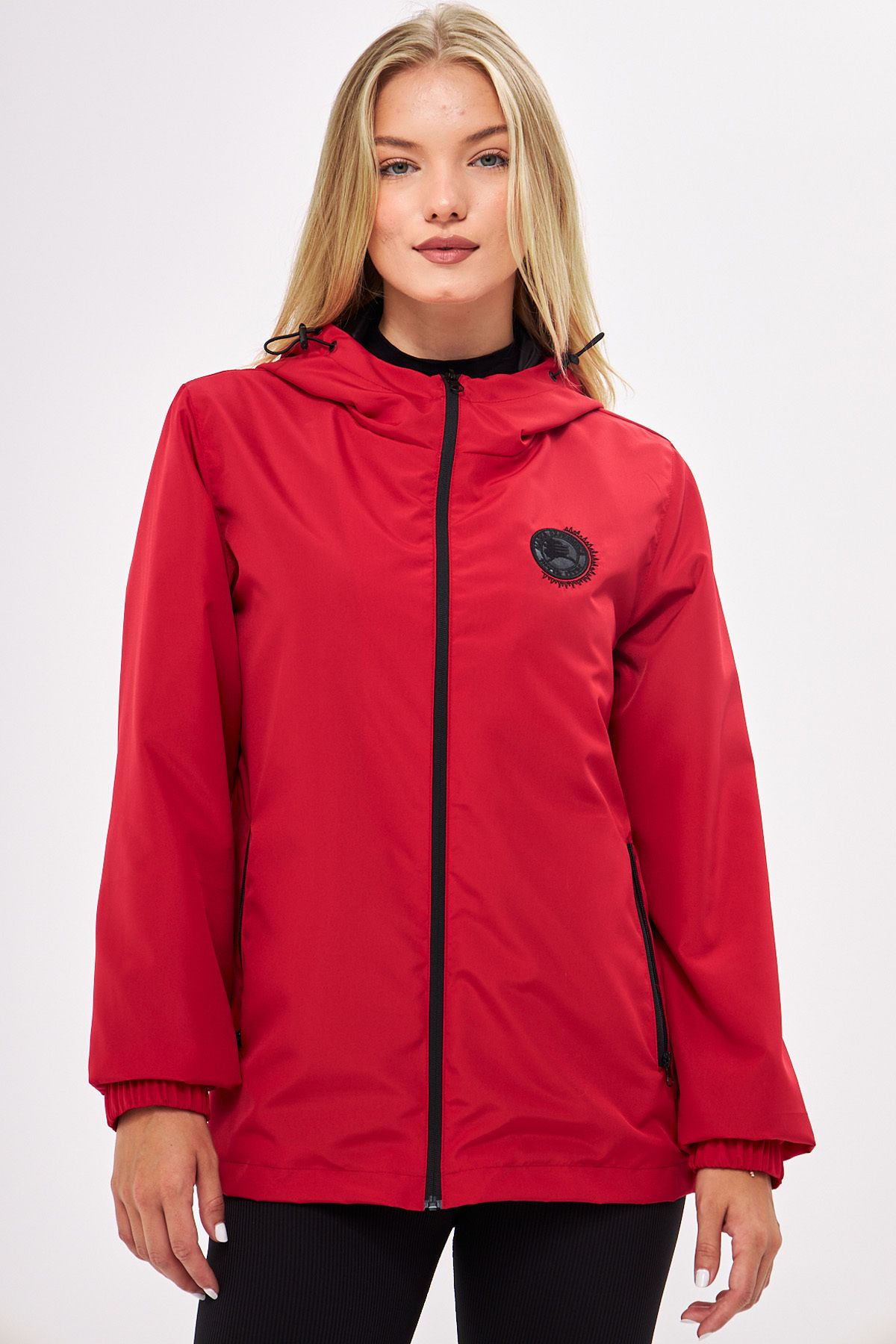 River Club Kadın Kırmızı İçi Astarlı Suya Dayanıklı Kapüşonlu Cepli Yağmurluk - Rüzgarlık Ceket