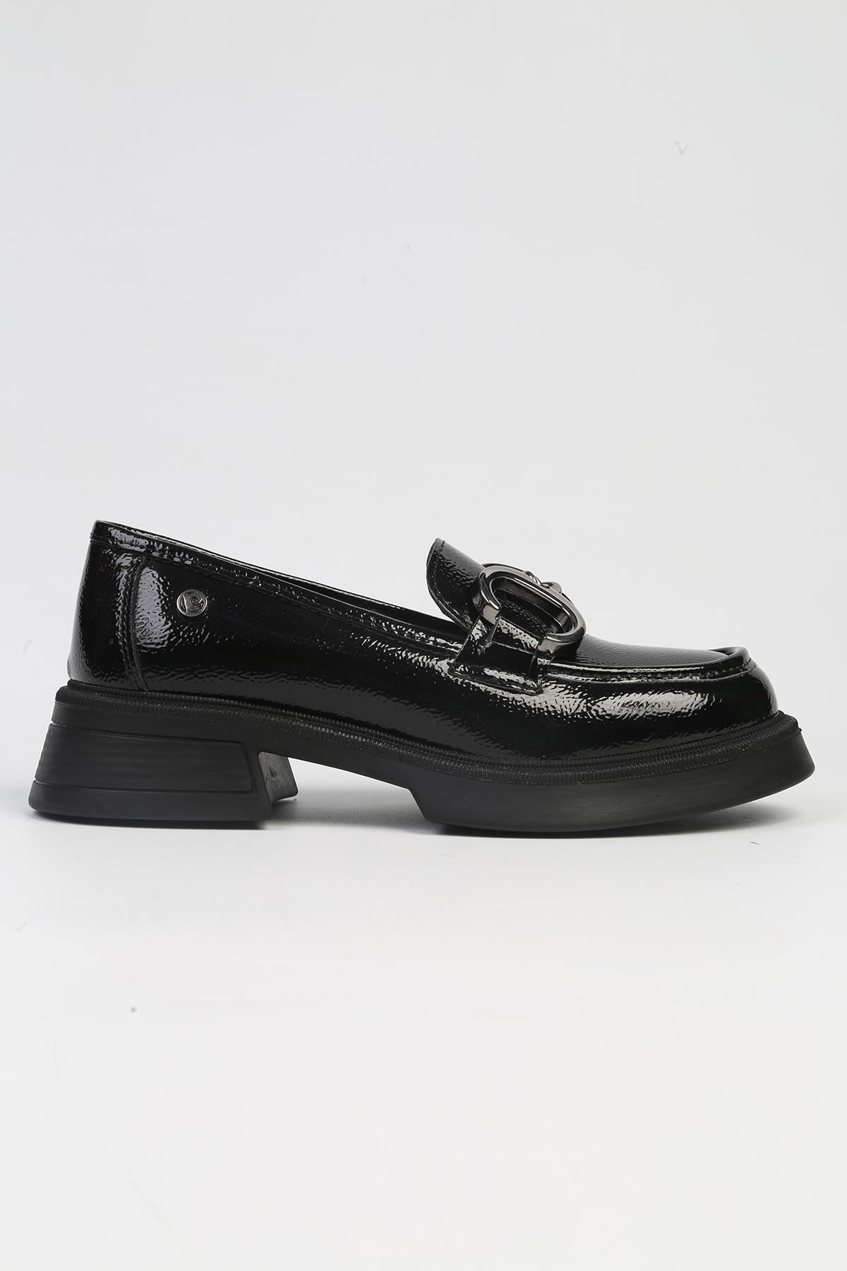 Pierre Cardin ® | PC-52650 - Rugan Siyah-Kadın Günlük Ayakkabı