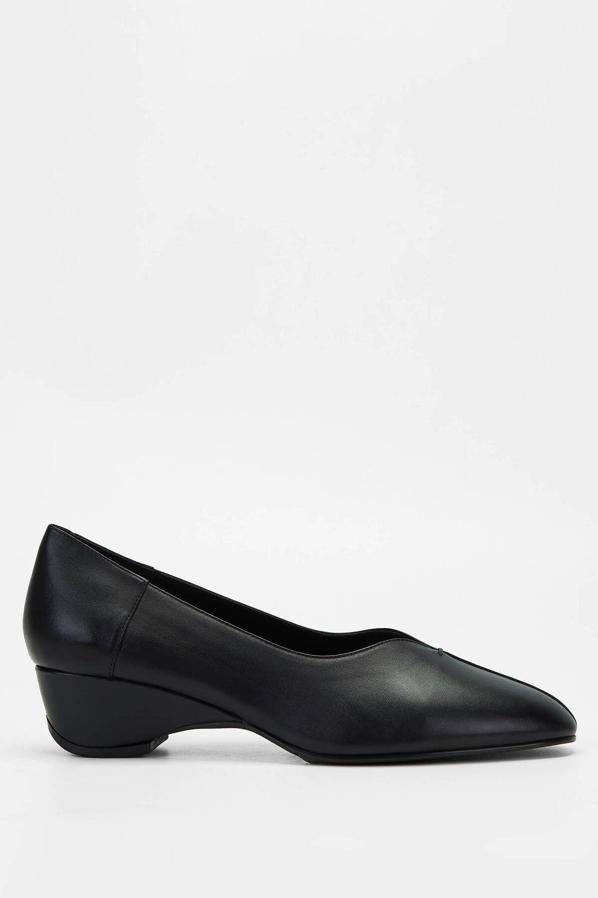 Tamer Tanca Kadın Hakiki Deri Siyah Deri Klasik Ayakkabı