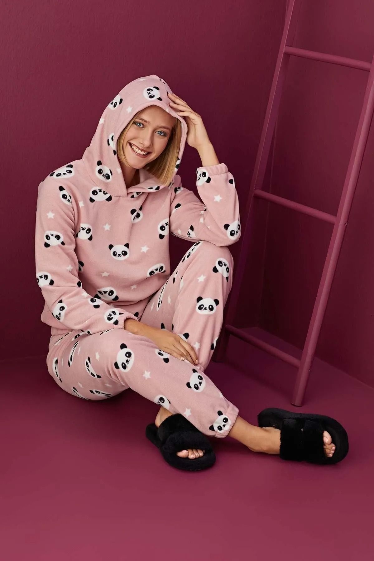 Strawberry Polar Pijama Takım 8403-KP