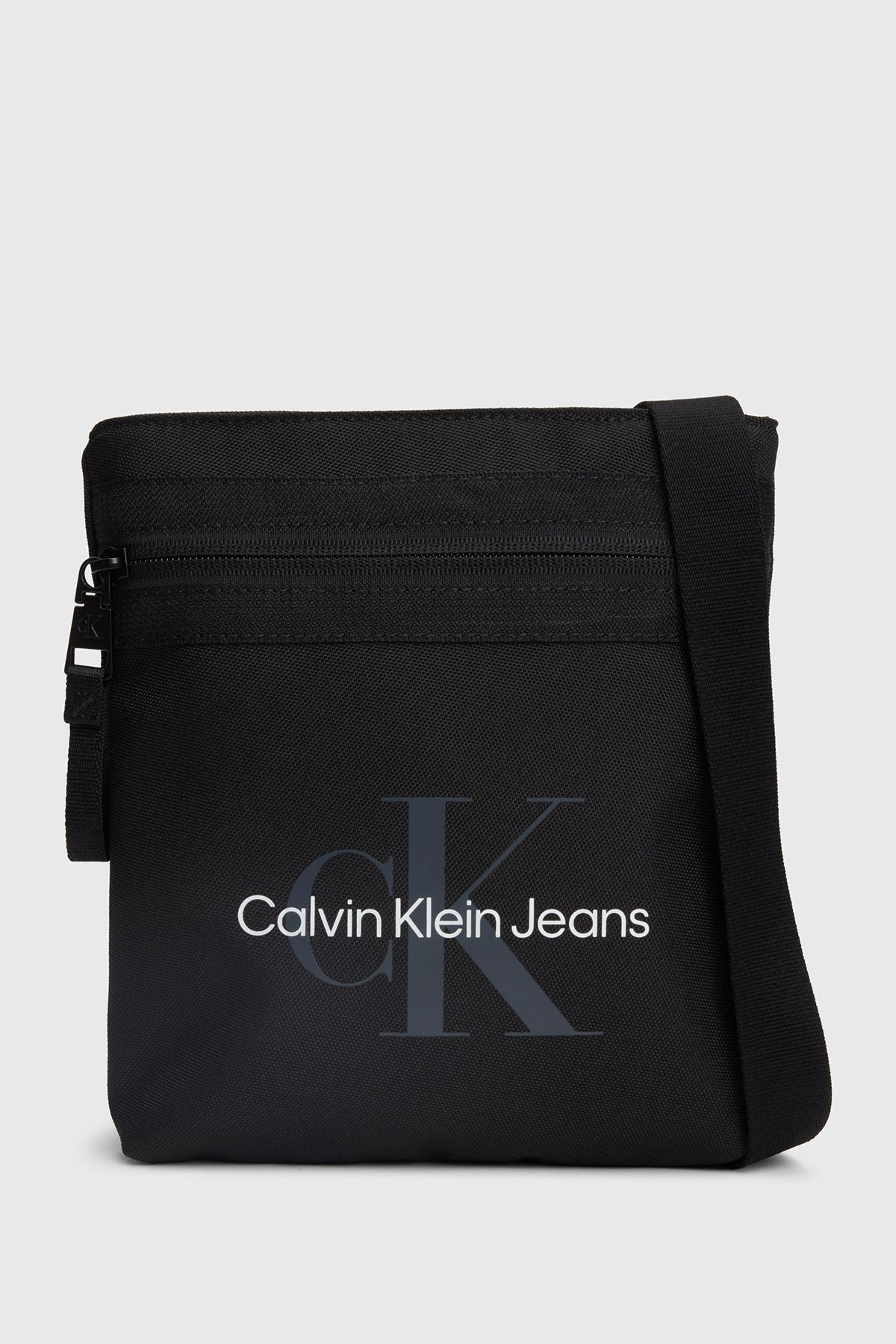 Calvin Klein Siyah Erkek Postacı Çantası SPORT ESSENTIALS FLATPACK18 M