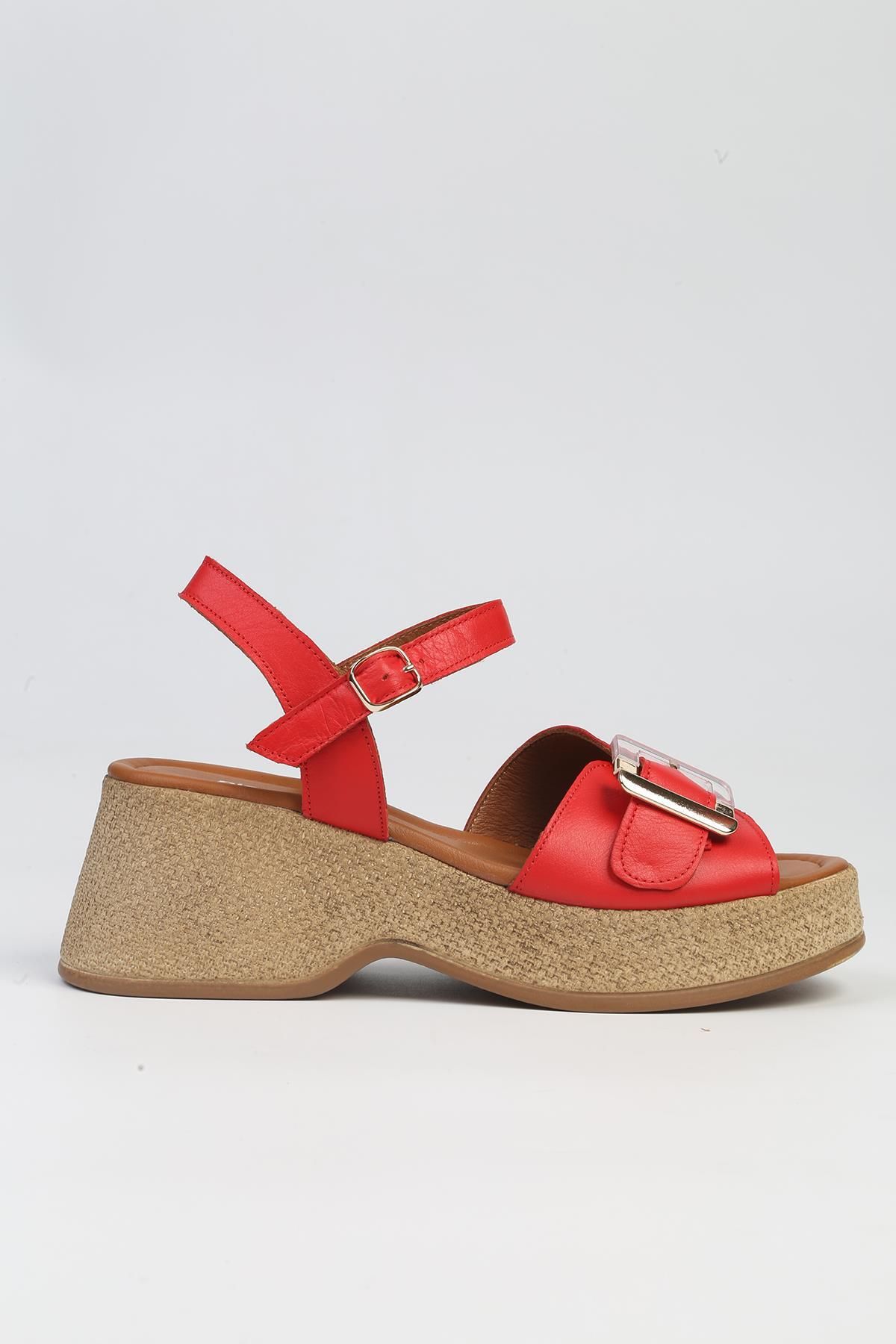 Pierre Cardin ® | PC-7209- 3807 Kirmizi-Kadın Dolgu Topuklu Ayakkabı