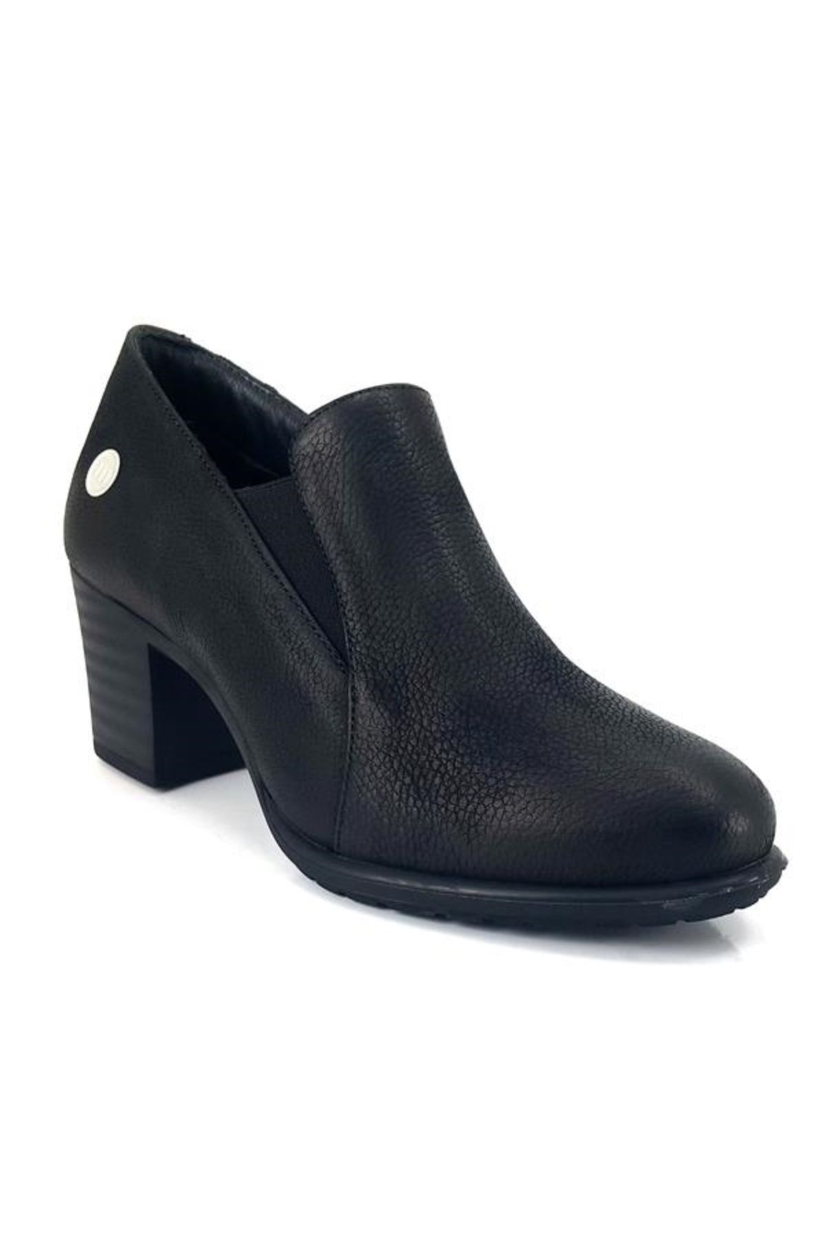Mammamia D24KA-6115 Siyah Nubuk Deri Comfort Topuklu Ayakkabı