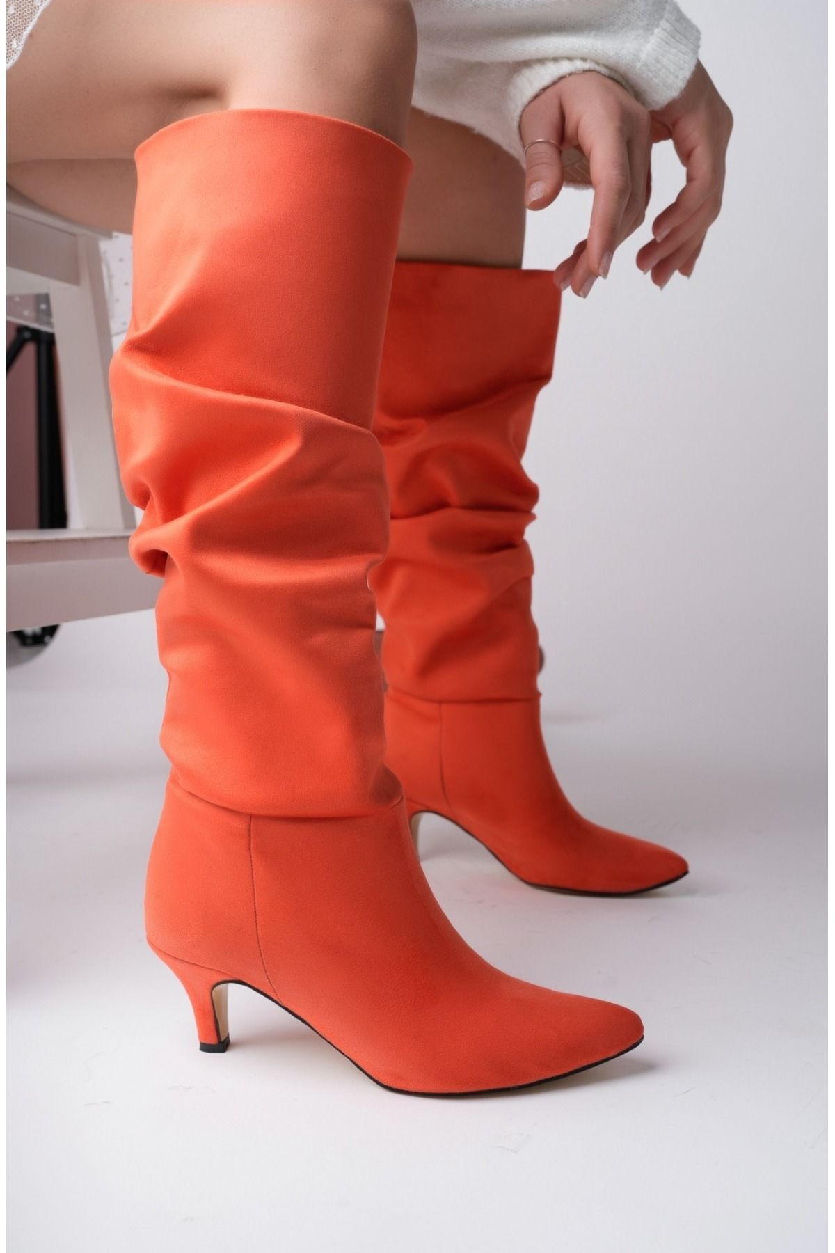 Derin Shoes Nar Çiçeği 6cm Topuk Boyu Ökçe Ayna Detaylı Körüklü Kadın Çizme