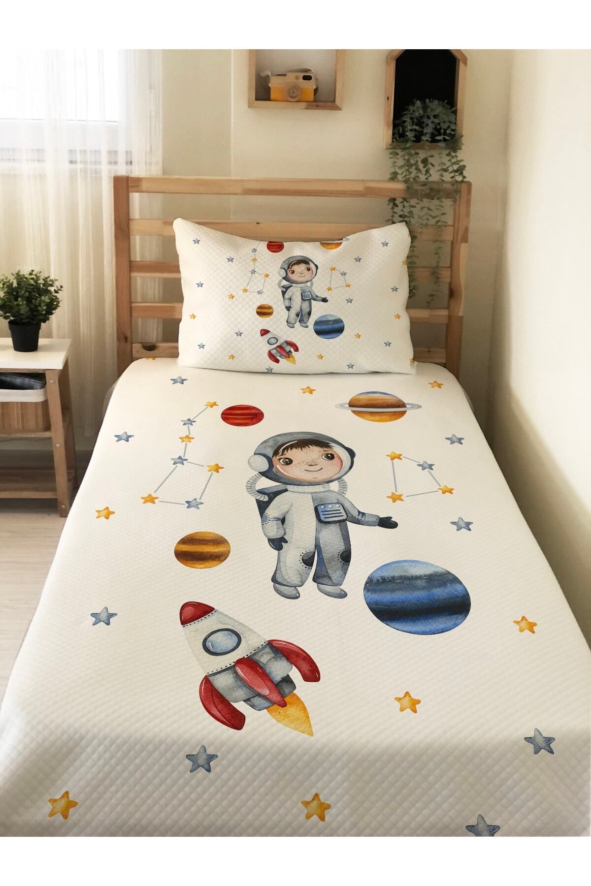 Evmila Astronot Desenli Bebek Ve Çocuk Baskılı Tek Kişilik Pike Takımı 160x230 Beyaz