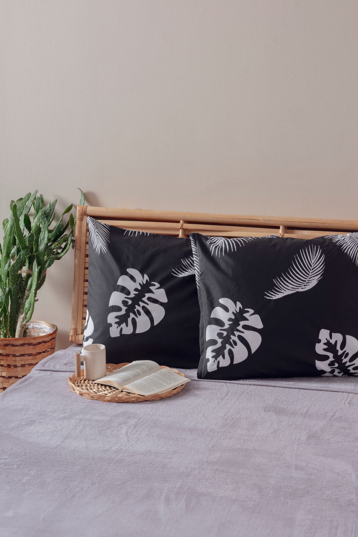 Mislina Home 2'li Siyah Beyaz Yaprak Desen Yastık Kılıfı Pamuk Polyester Kolay Ütülenir 50x70