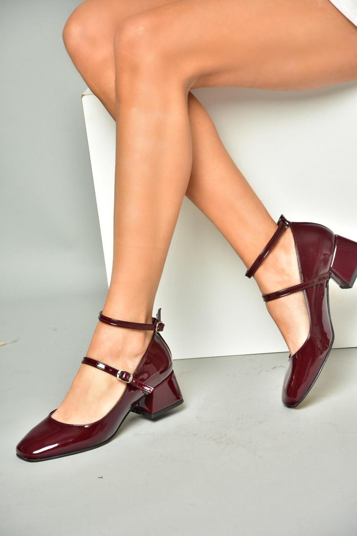 Fox Shoes R654037208 Bordo Rugan Kalın Topuklu Kadın Ayakkabı