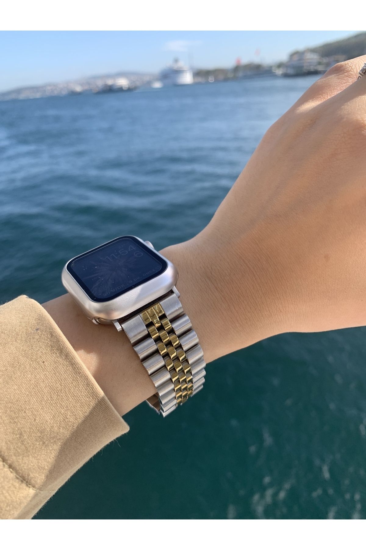 Bushco Store Apple Watch Yıldız Işığı Renkli Mika Kasa Ve Ekran Koruma 45 Mm