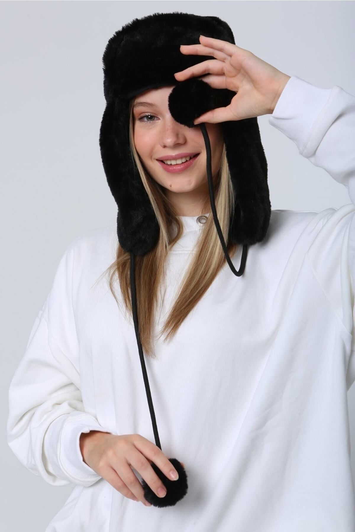 Luminos Butik Kadın Siyah Kürklü Kulaklıklı Peluş Şapka Bere1103