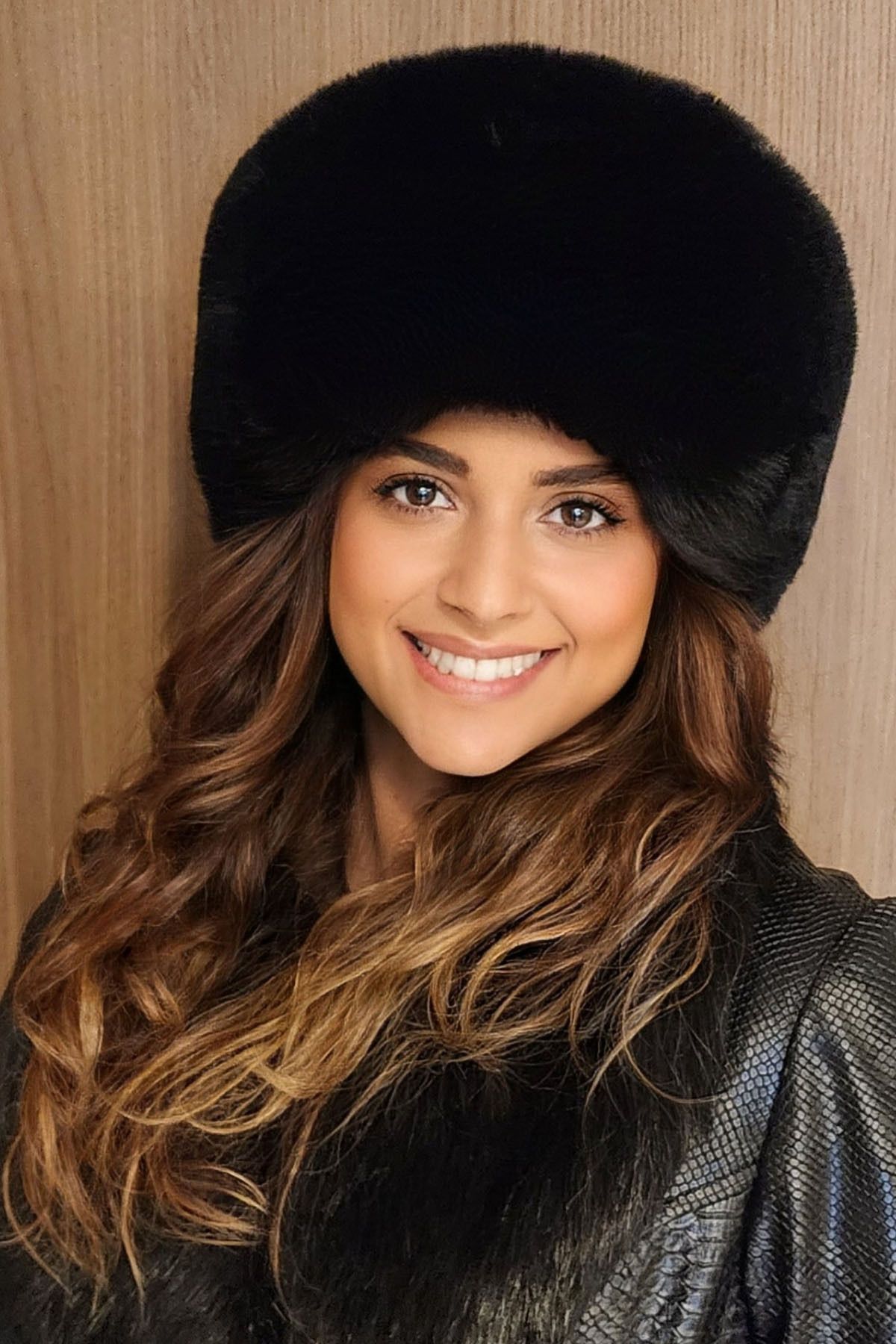 Mağazam Online Kışlık Suni Kürk Kazak Rus Tarzı Siyah Kalpak Şapka