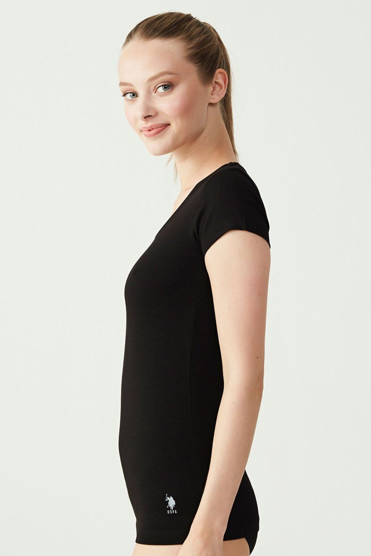 U.S. Polo Assn. Kadın Modal Pamuklu Basic Derin Yaka Siyah T-shirt