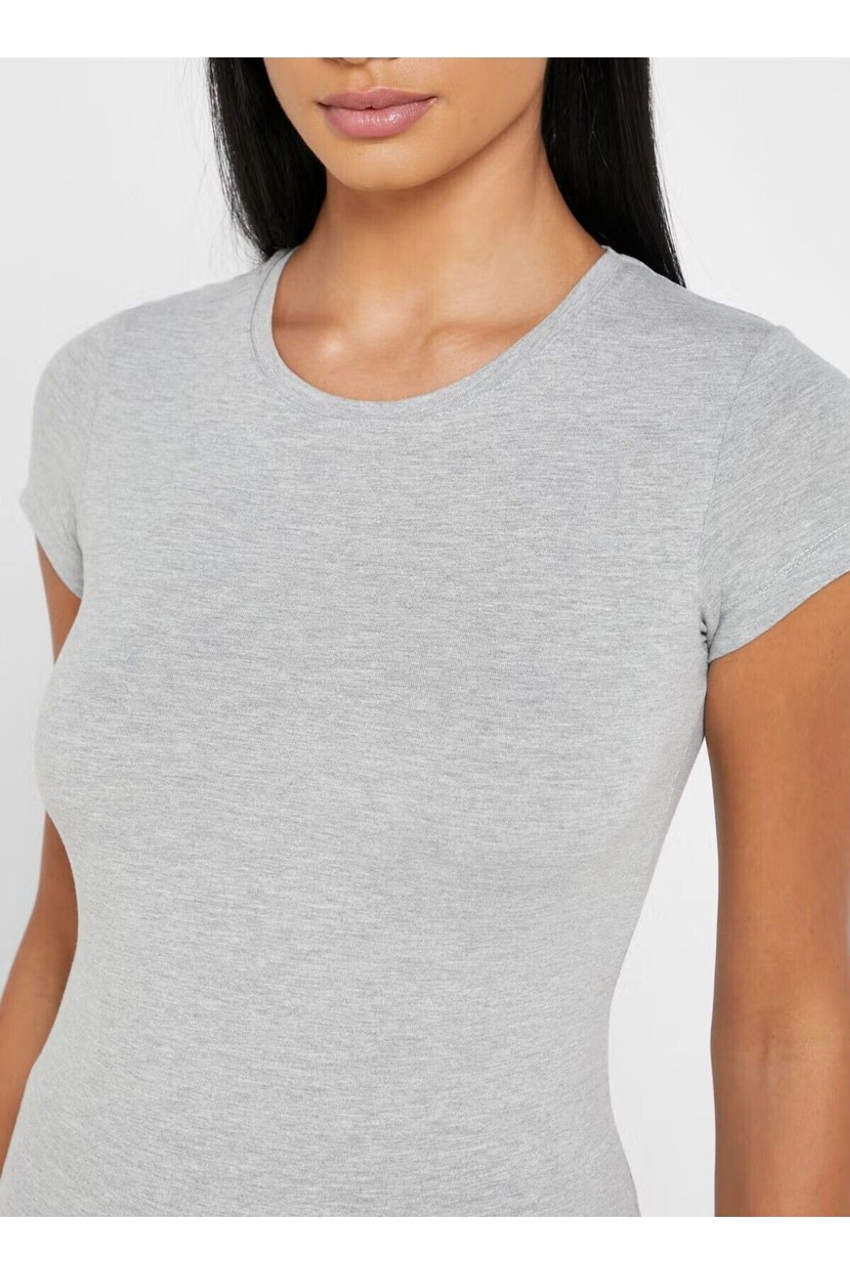 U.S. Polo Assn. Kadın Pamuklu İnce Gri Yuvarlak Yaka T-shirt
