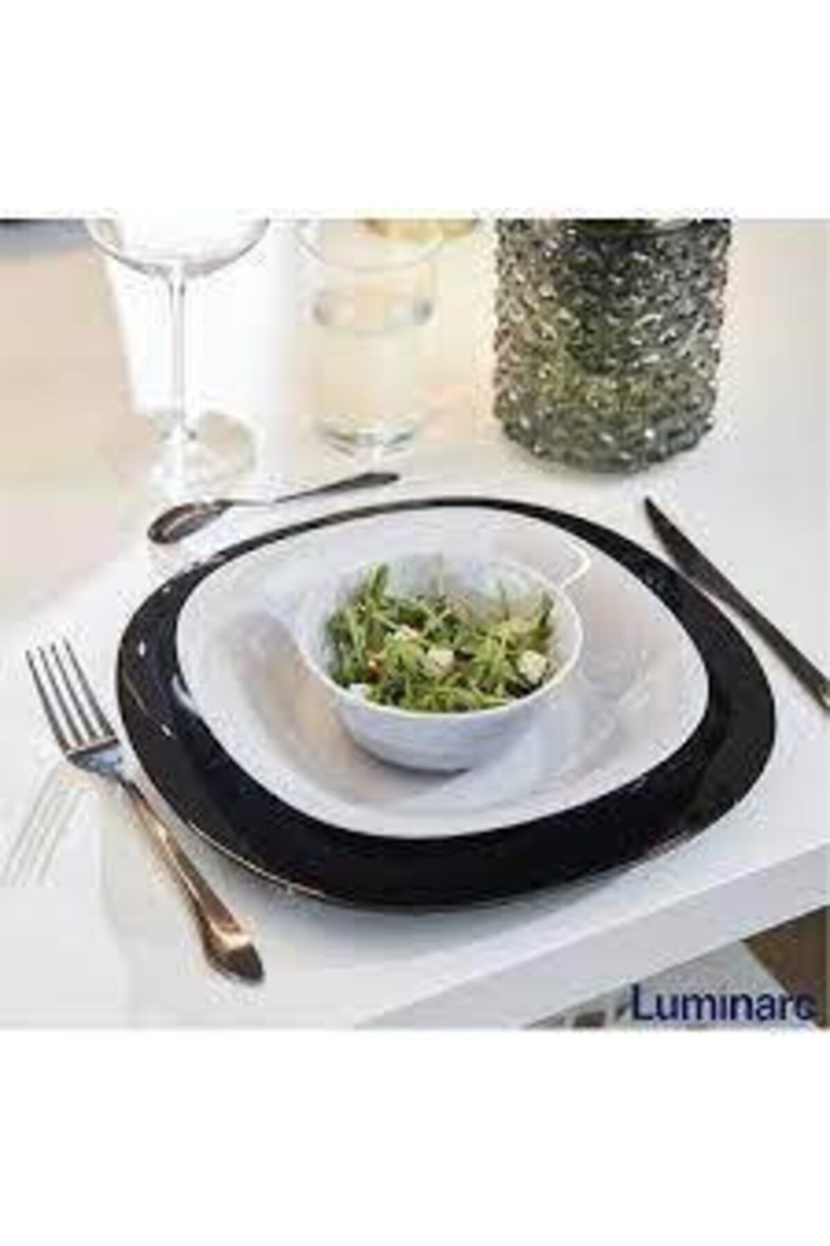 Luminarc Carine Siyah 27 Cm.servis Beyaz 21 Cm.yemek Beyaz 12 Cm.çorba Toplam 18 Parça Yemek Takımı.