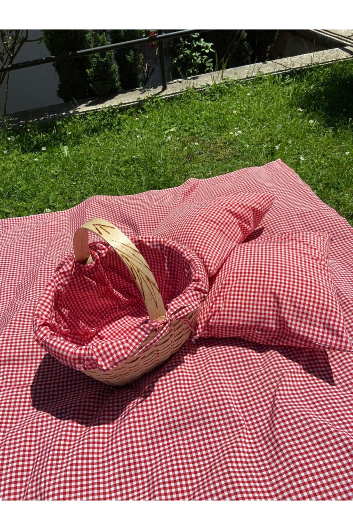 Genel Markalar Belmod Kırmızı Ekose Sepetli Piknik Seti 6 Parça Kırmızı Ekoseli