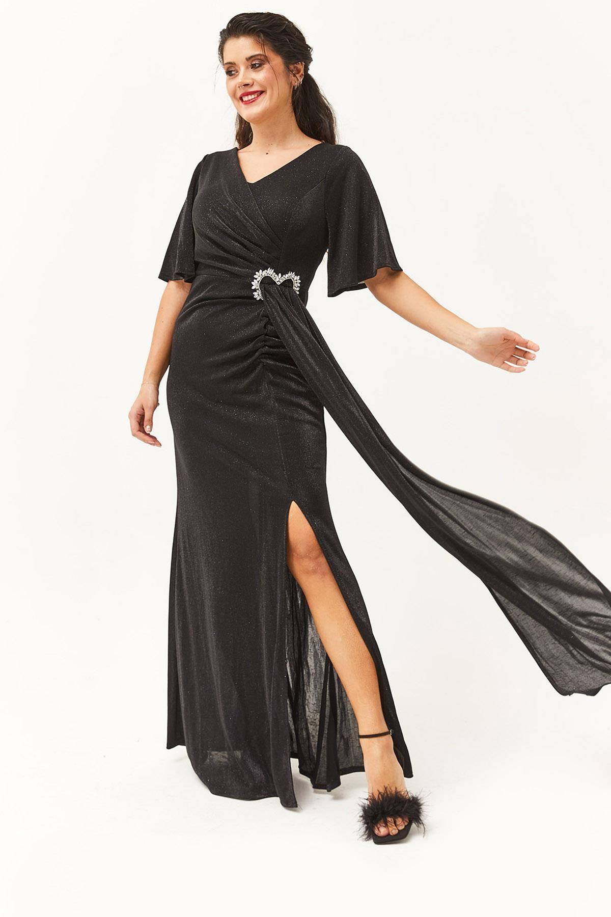 Ebsumu Kadın Büyük Beden Taşlı Toka Detaylı Uzun Siyah Abiye & Gece Elbisesi