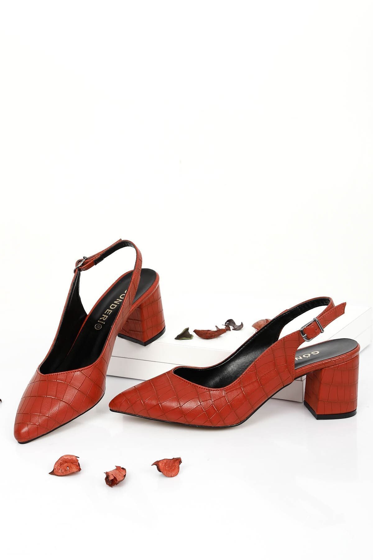GÖNDERİ(R) Kırmızı Krako Gön Sivri Burun Orta Kalın Topuk Arkası Açık Kadın Ayakkabı 38921