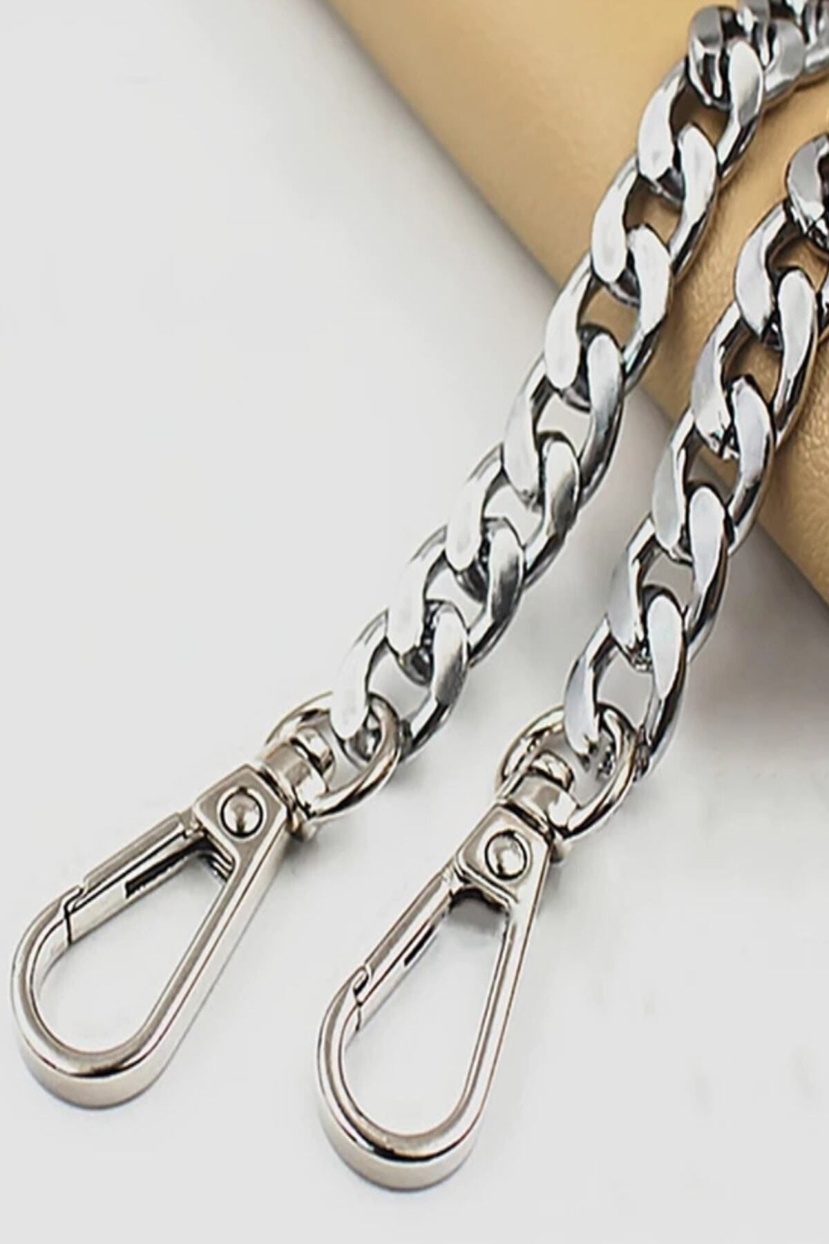 Nildenhobim Yaylı Kancalı Gümüş Renk Zincirli Çanta Zincir Set - Zincir Uzunluk : 110 Cm